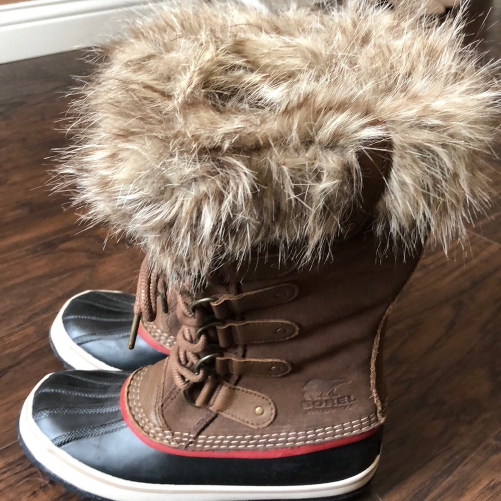 Sorel Joan of Arc Boots sz 9 EUC